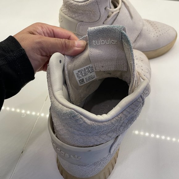 Adidas Tubular Shoes 3.5Y - Picture 4 of 4